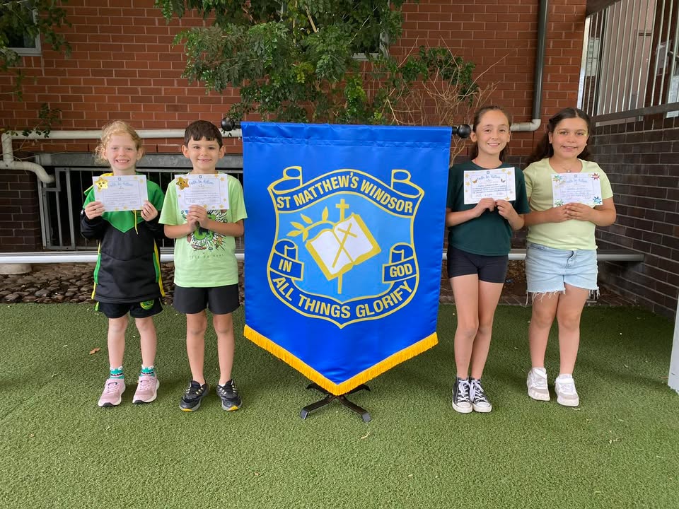 542973864502303_1489057576560589-1