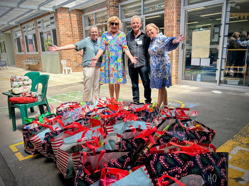 542973864502303_1511828550950158-1